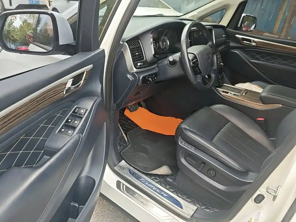 GAC Motor Trumpchi M8 2020 — фото 16