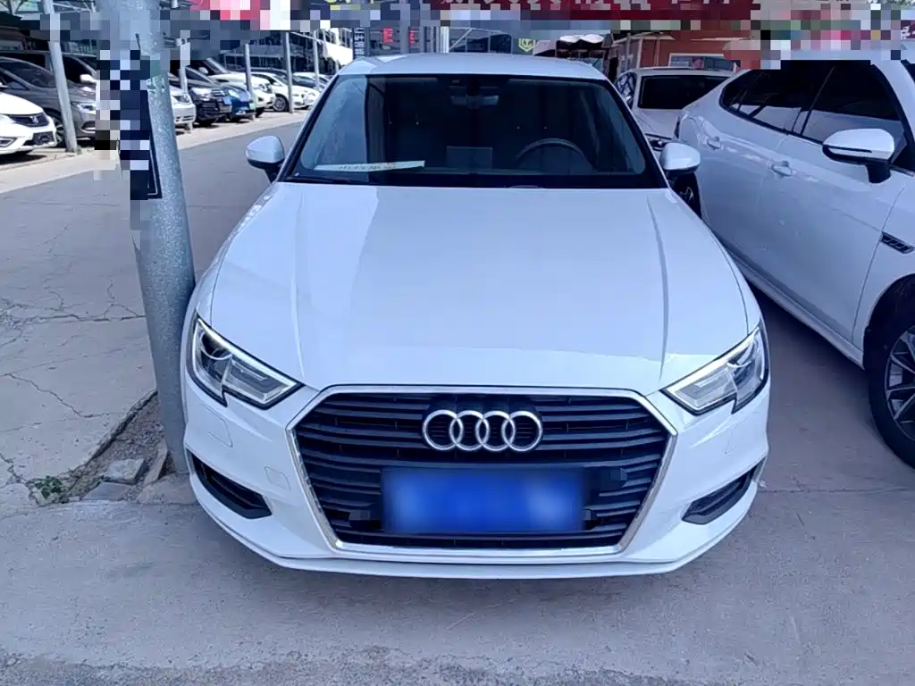 Audi A3 2017 — фото 3