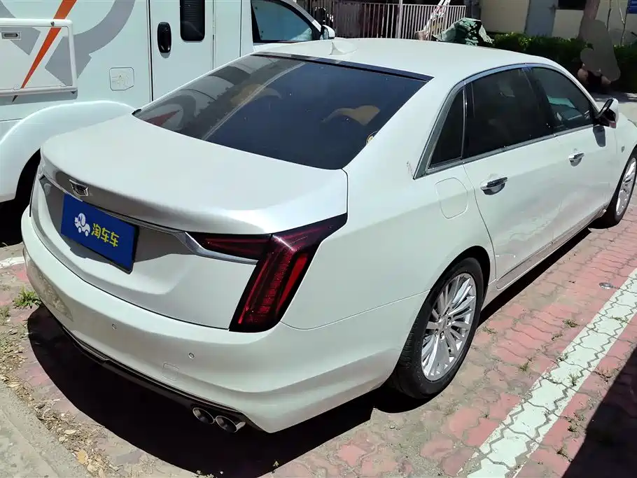 Cadillac CT6 2019 — фото 3