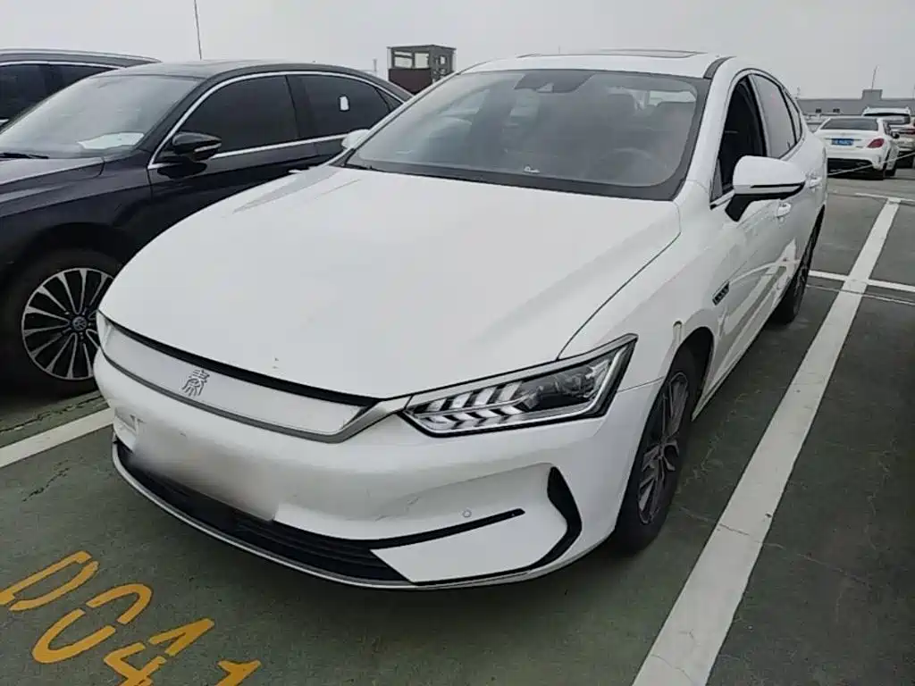 BYD Qin PLUS 2021 — фото 2