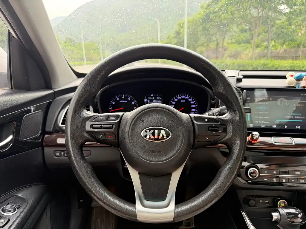 Kia K4 2015 — фото 9
