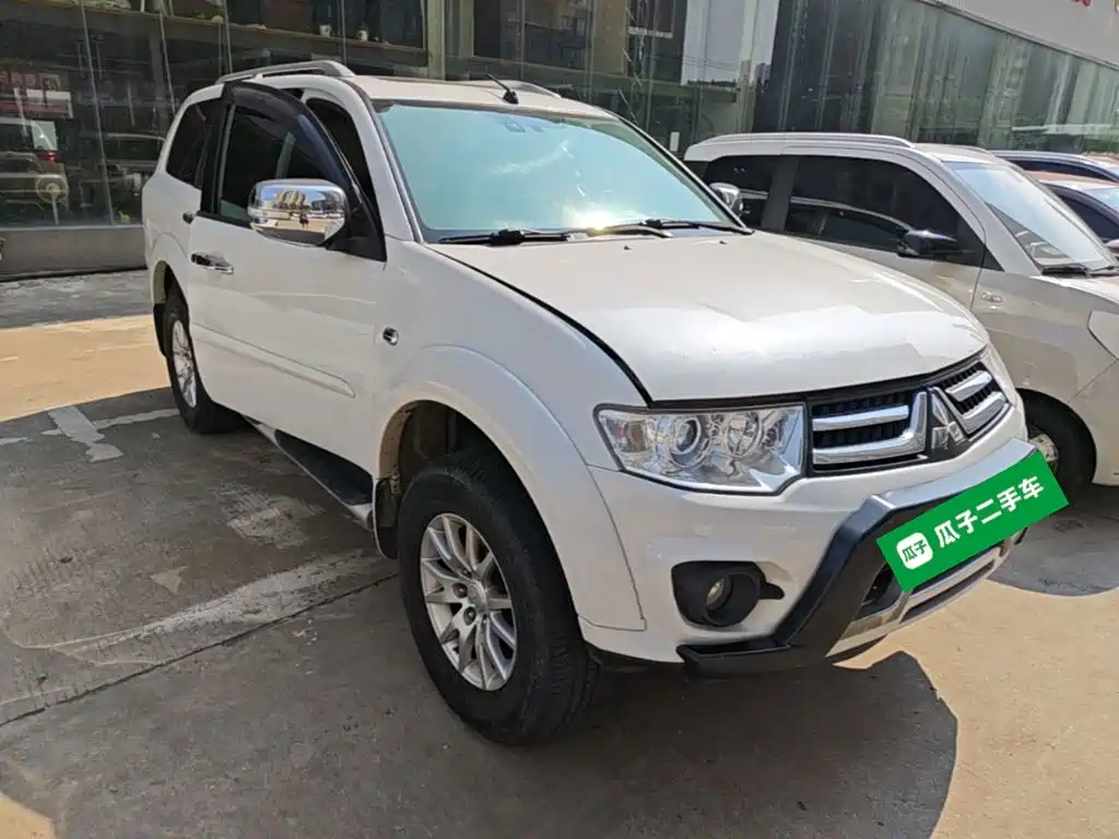 Mitsubishi Pajero Sport 2016 — фото 4