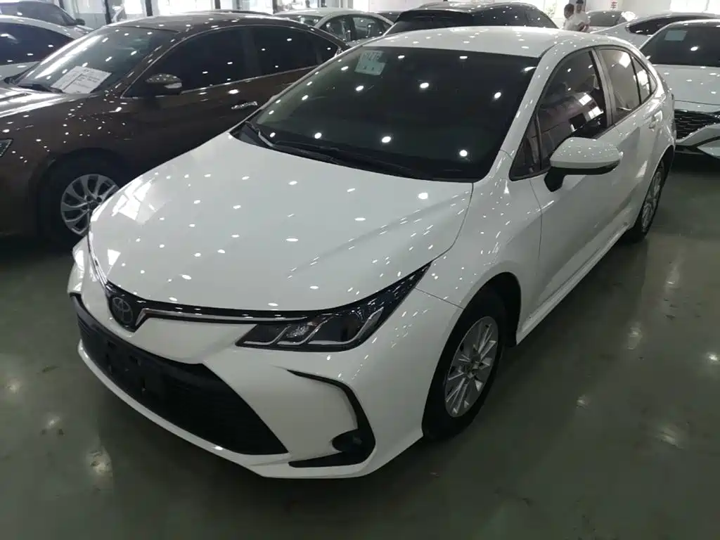 Toyota Corolla 2021 — фото 2