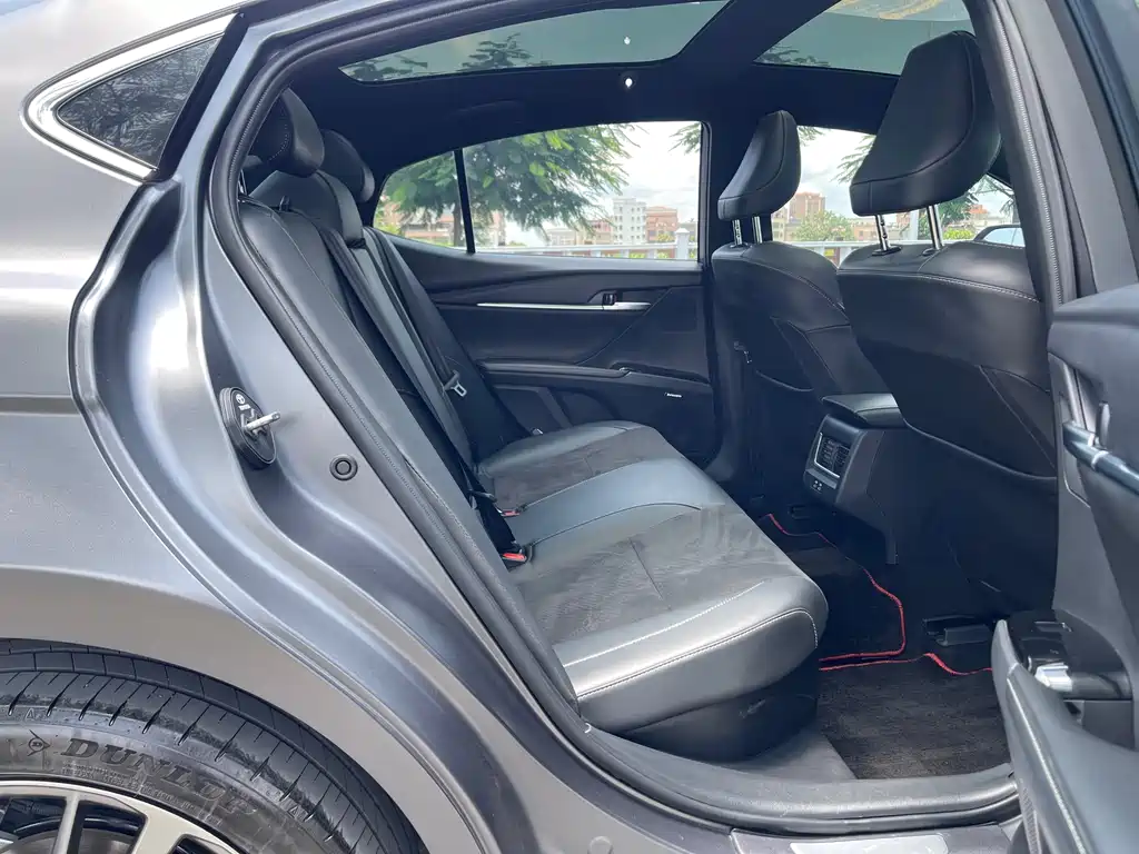 Toyota Camry 2025 — фото 15