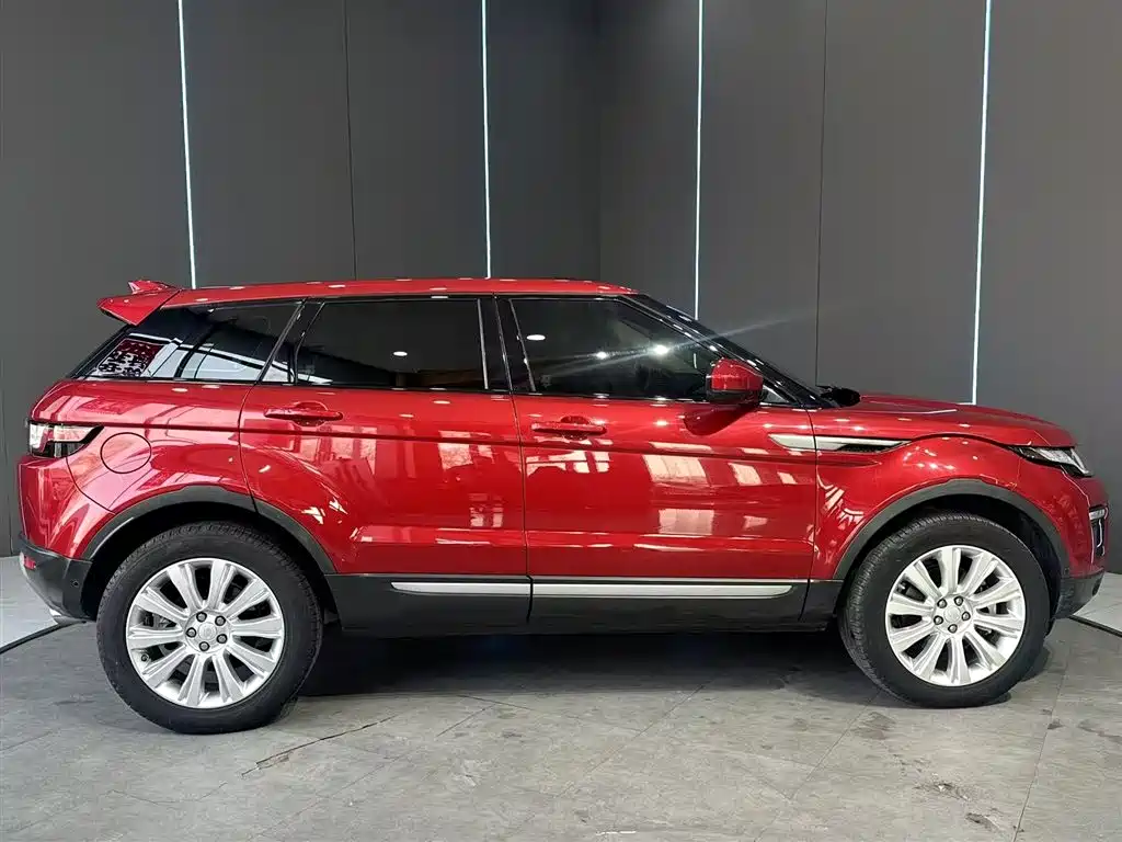 Land Rover Evoque 2019 — фото 22