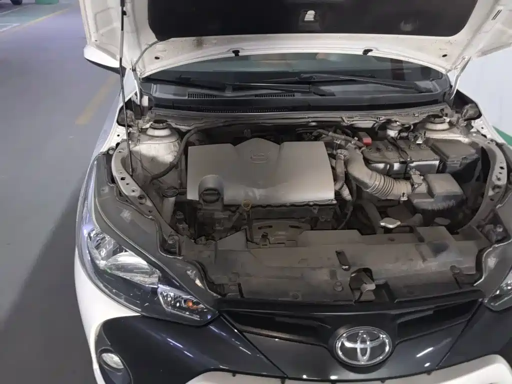 Toyota Yaris L 2018 — фото 21