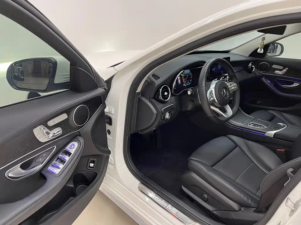 Mercedes-Benz C-Class 2021 — фото 14