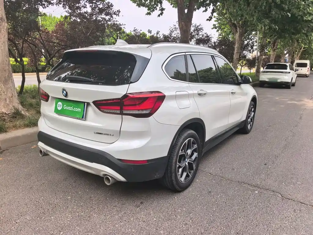 BMW X1 2021 — фото 12