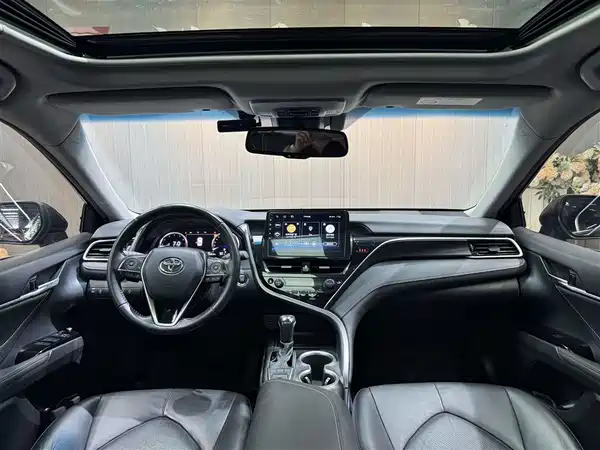 Toyota Camry 2022