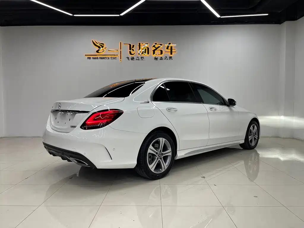 Mercedes-Benz C-Class 2021 — фото 17
