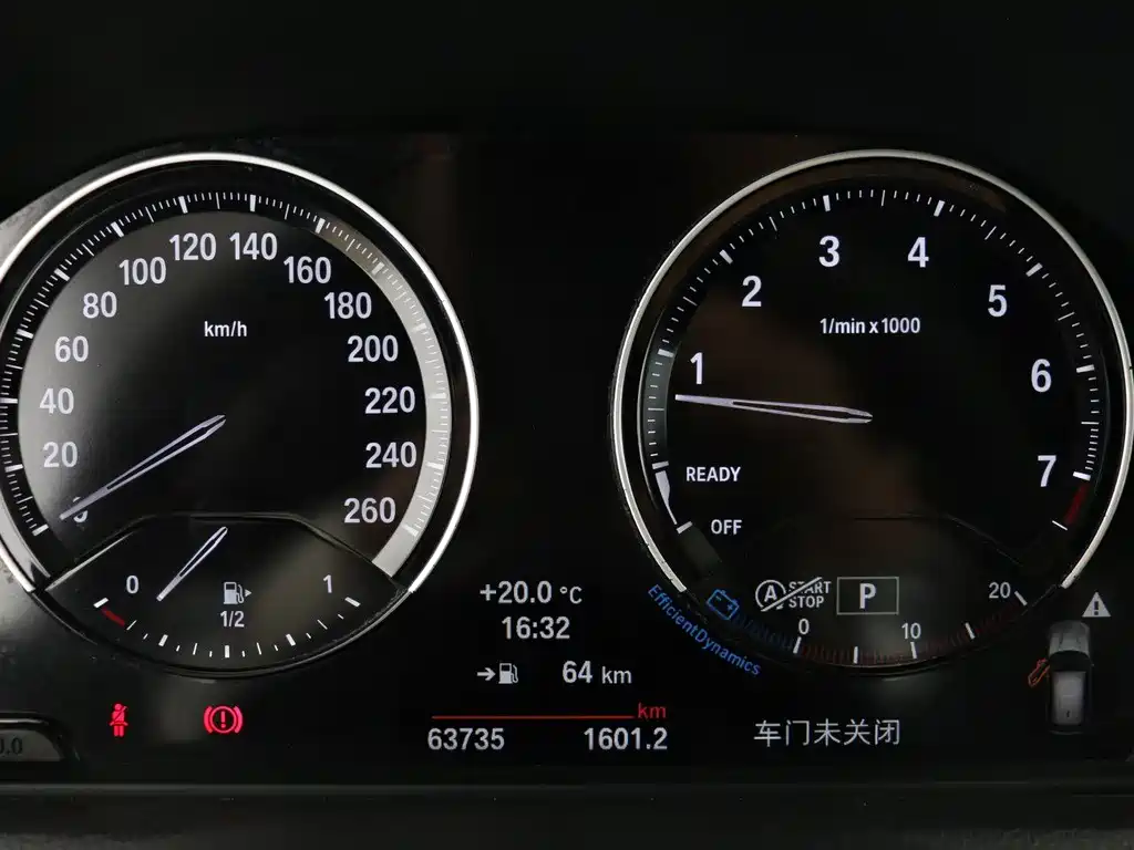 BMW 1 Series 2018 — фото 16