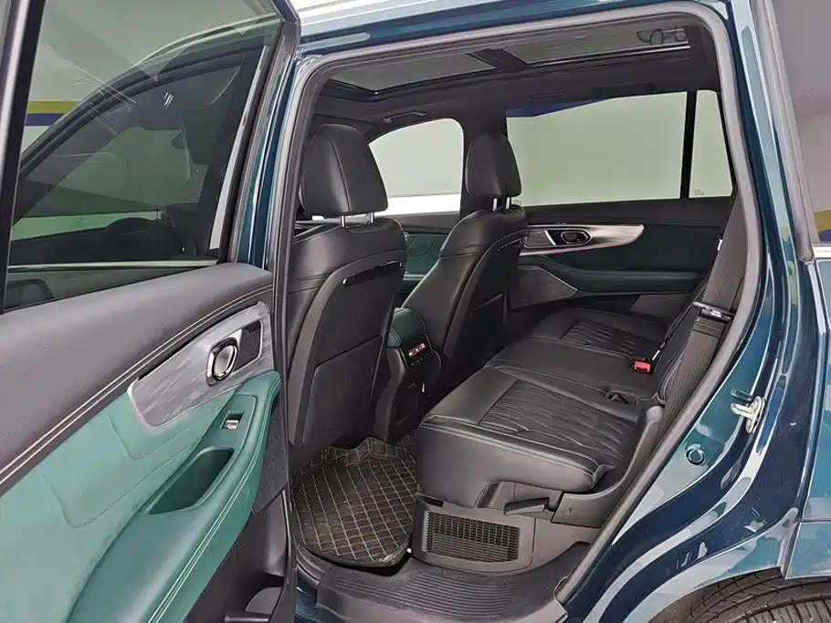 GAC Trumpchi GS8 2022 — фото 11