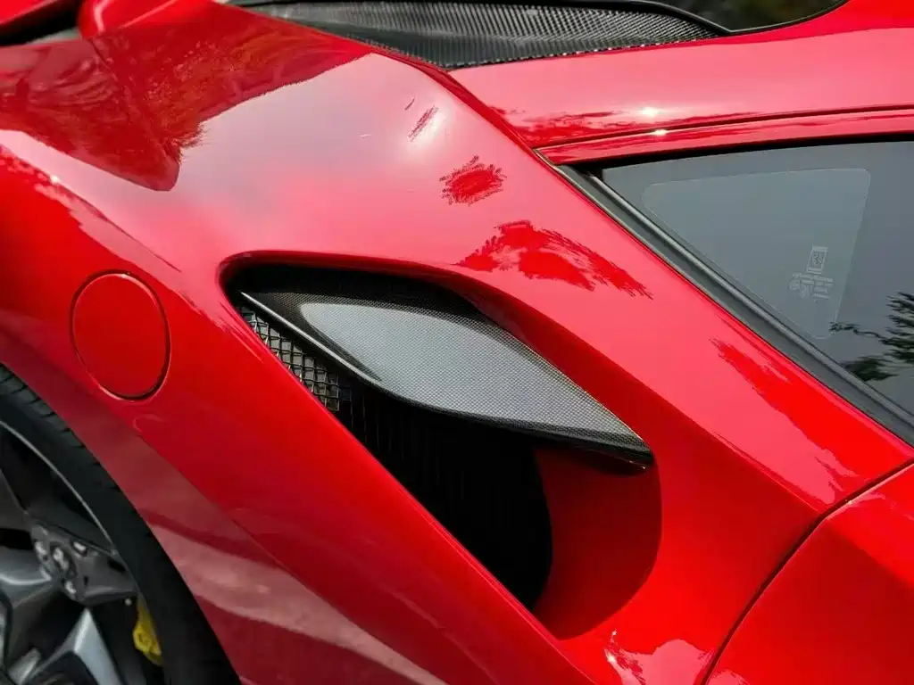 Ferrari F8 2021 — фото 6