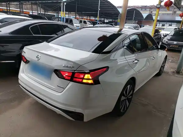 Nissan Teana 2021
