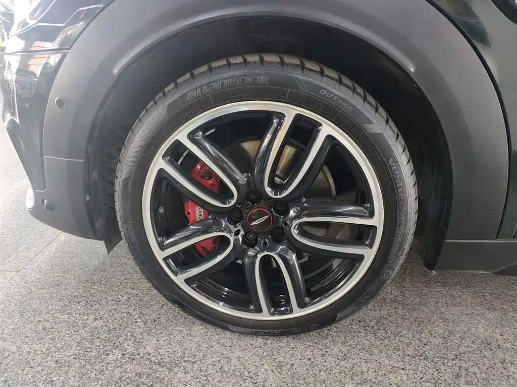 MINI JCW Countryman 2019 — фото 25