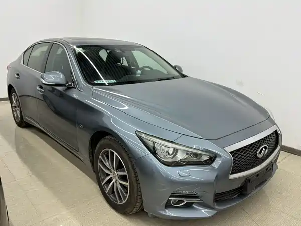 Infiniti Q50L 2015