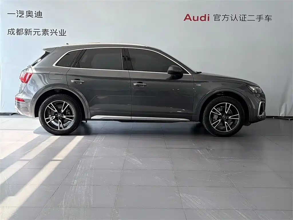 Audi Q5L 2024 — фото 3