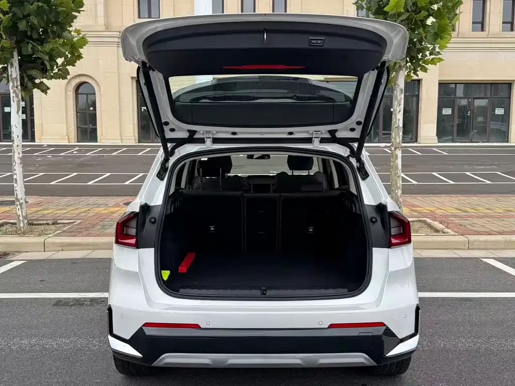 BMW X1 2023 — фото 17