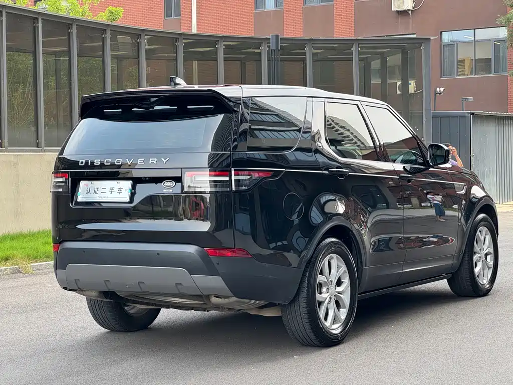 Land Rover Discovery 2020 — фото 11