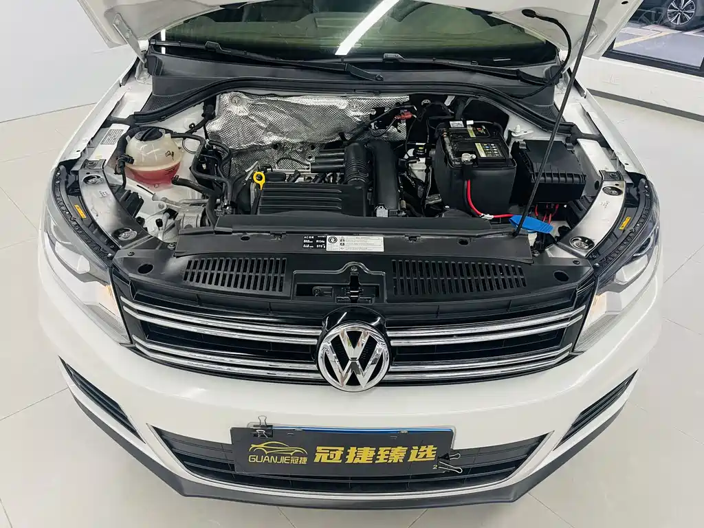 Volkswagen Tiguan 2019 — фото 2