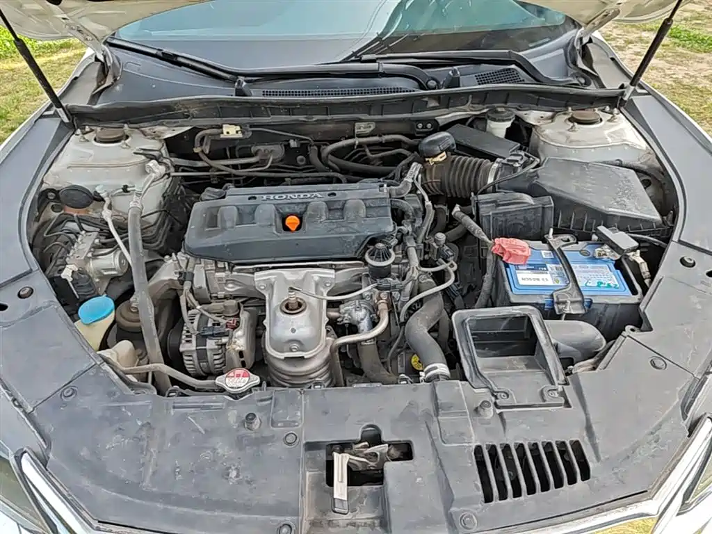 Honda Accord 2015 — фото 20