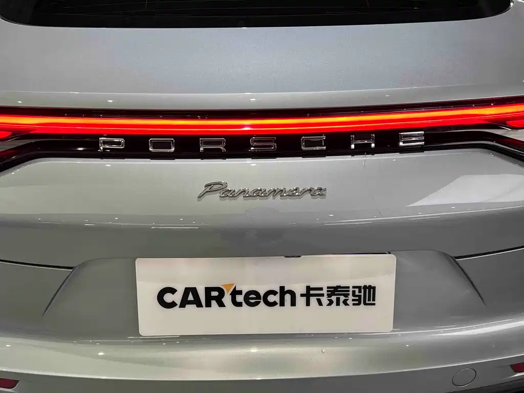 Porsche Panamera 2021 — фото 10