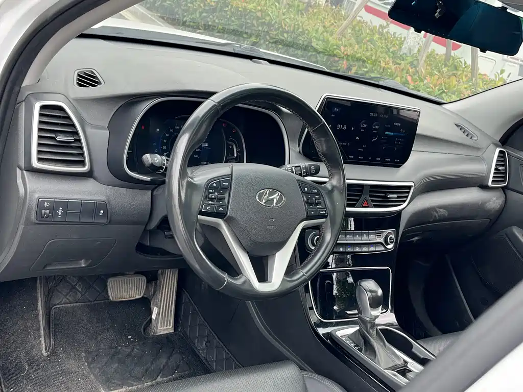 Hyundai Tucson 2020 — фото 11