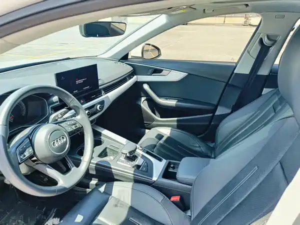 Audi A4L 2022
