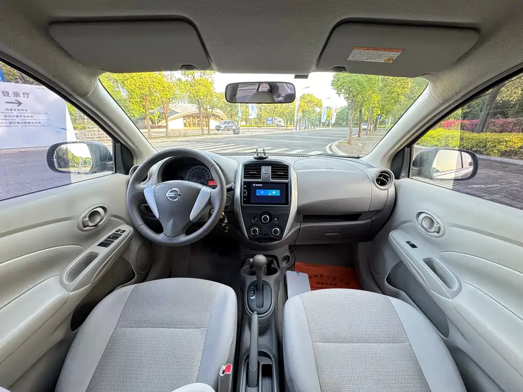 Nissan Sunny 2015 — фото 4