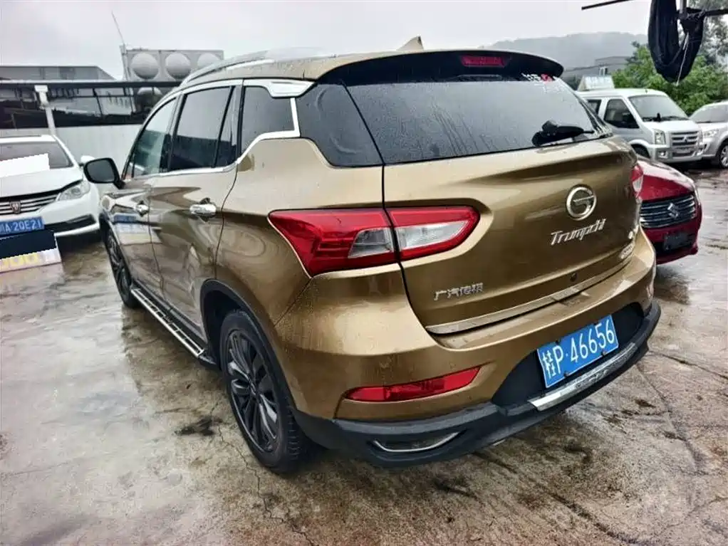 GAC Motor Trumpchi GS4 2016 — фото 5