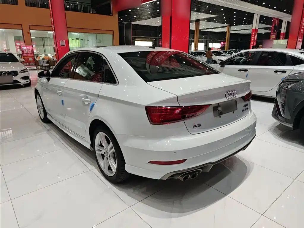 Audi A3 2020 — фото 10