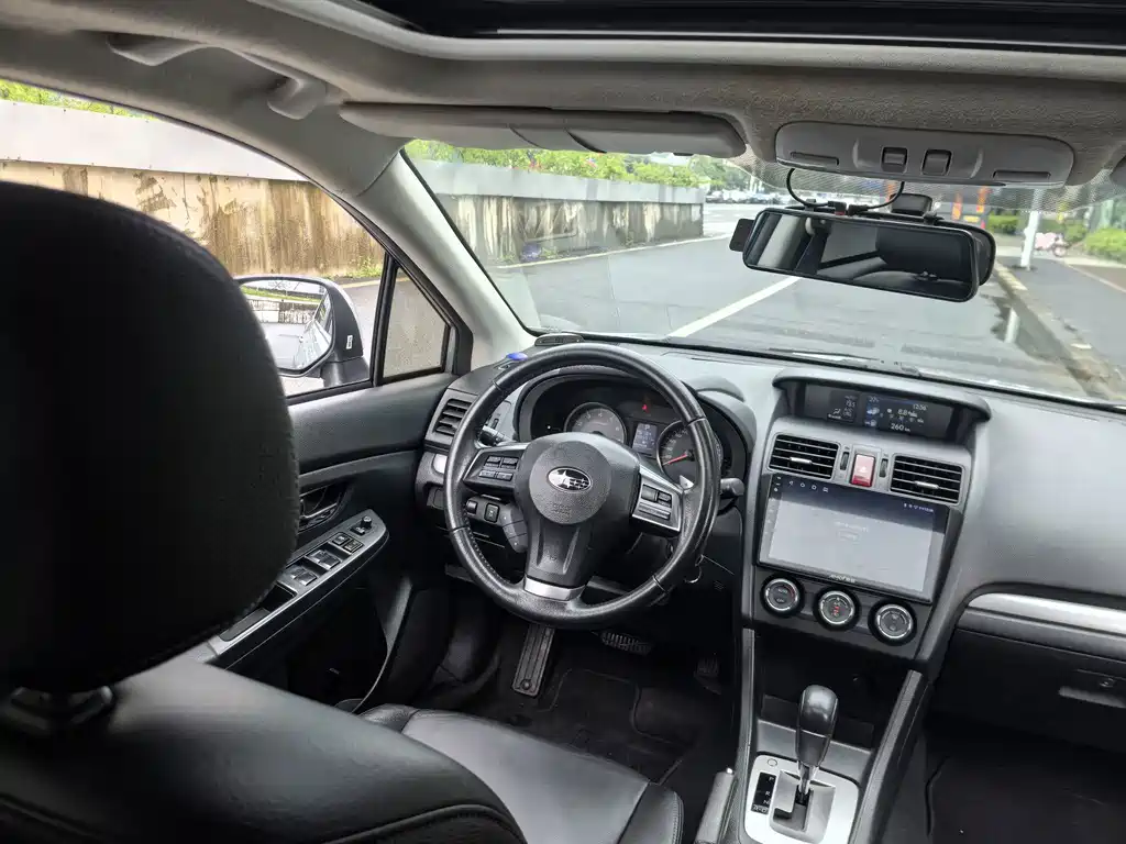 Subaru XV 2013 — фото 15