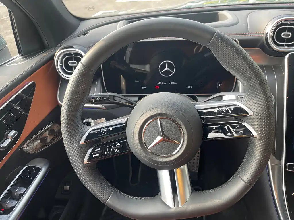 Mercedes-Benz GLC 2024