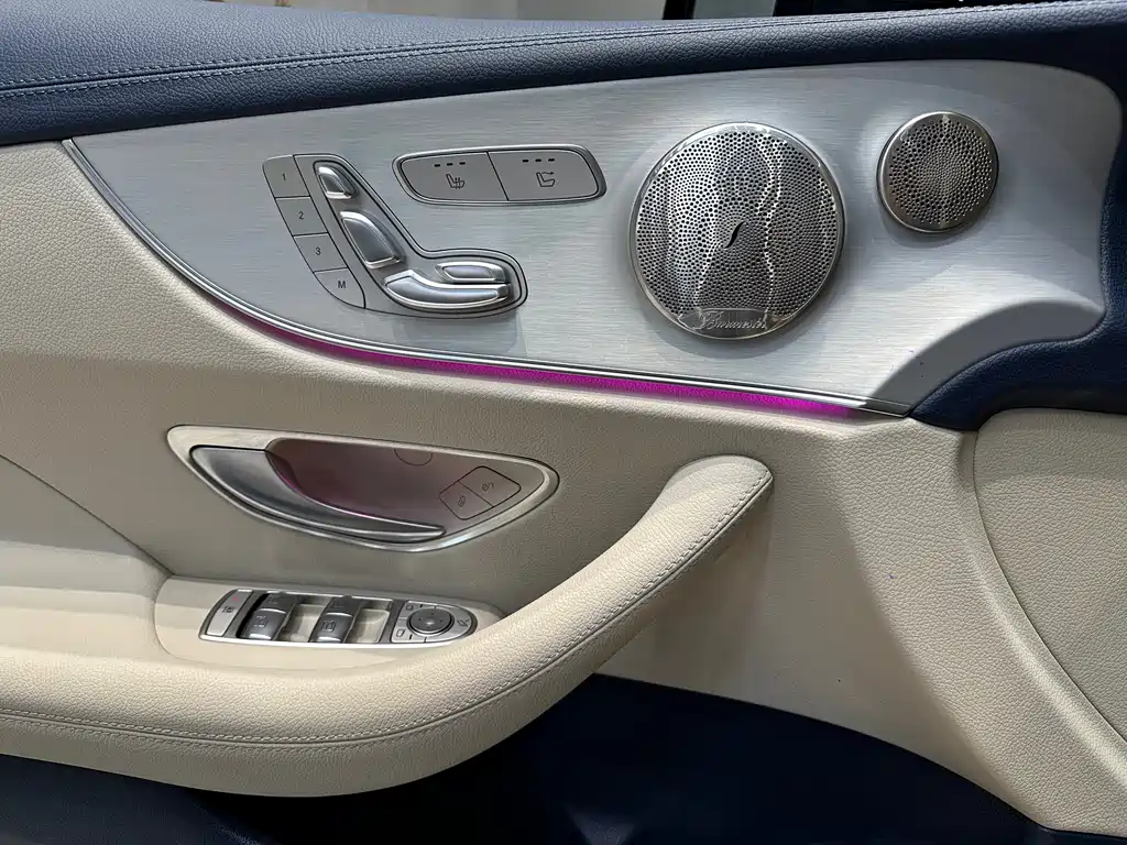 Mercedes-Benz E-Class 2022 — фото 8