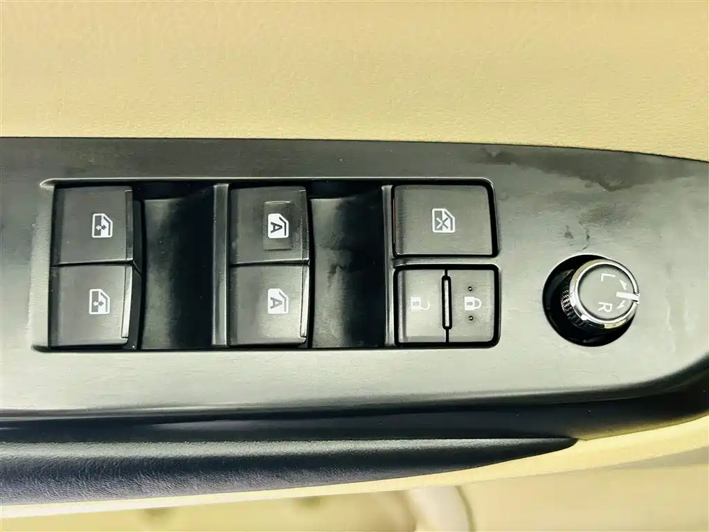 Toyota Highlander 2018 — фото 18