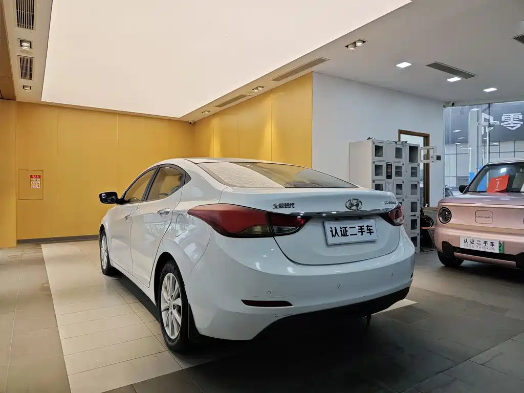 Hyundai Elantra Langdong 2016 — фото 24