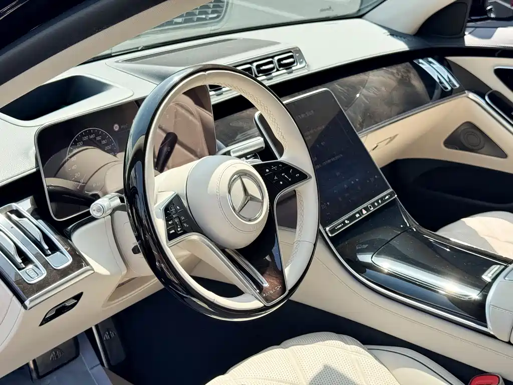 Mercedes-Benz S-Class 2024 — фото 9