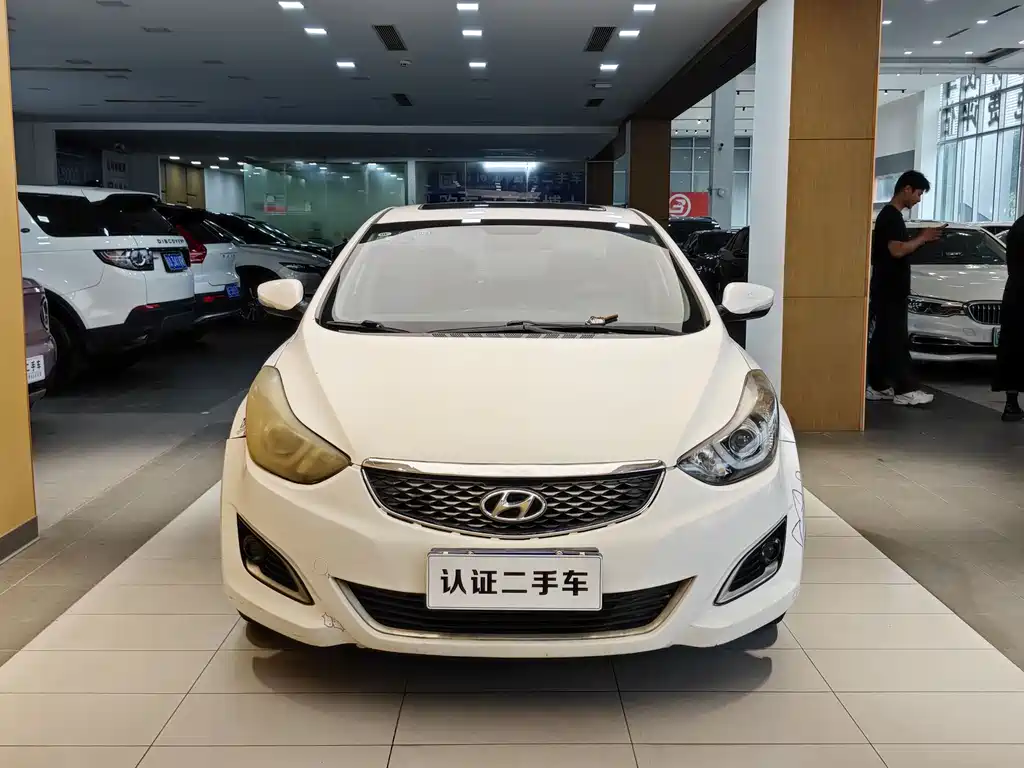 Hyundai Elantra Langdong 2016 — фото 3