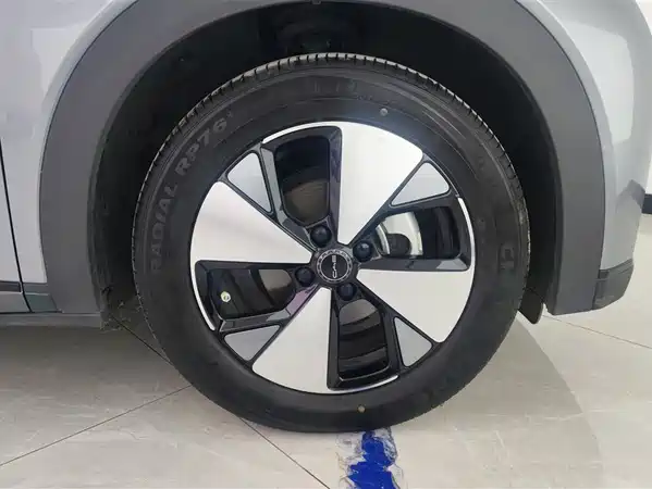 BYD Dolphin 2023