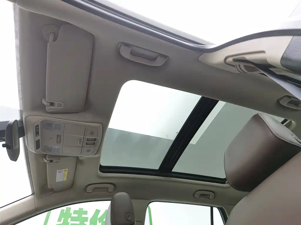 Buick Envision Plus 2017 — фото 14