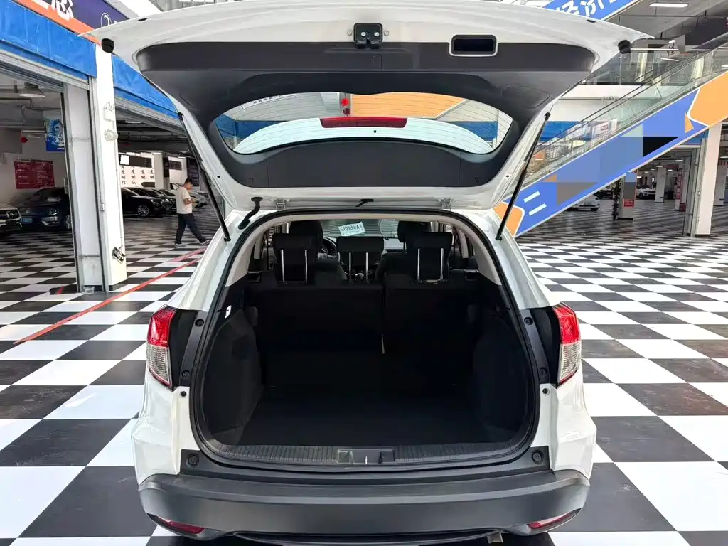Honda Vezel 2022 — фото 15