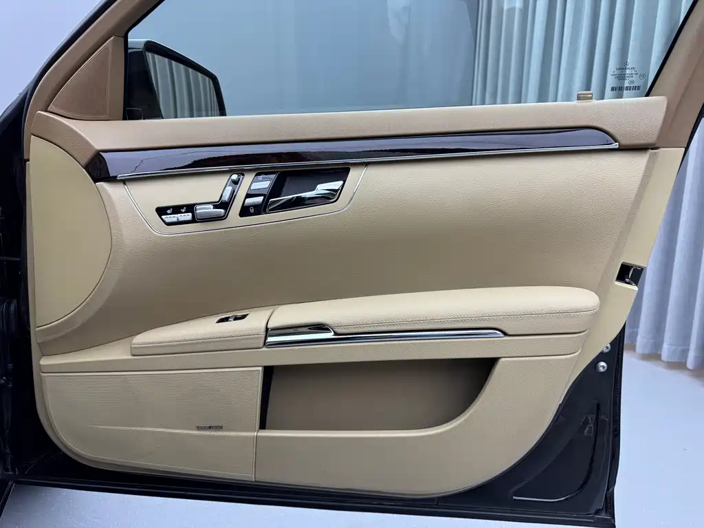 Mercedes-Benz S-Class 2010 — фото 9