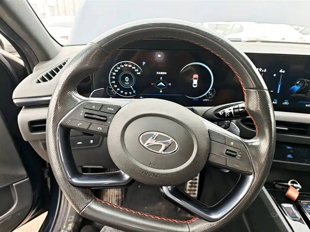 Hyundai Sonata 2020 — фото 11