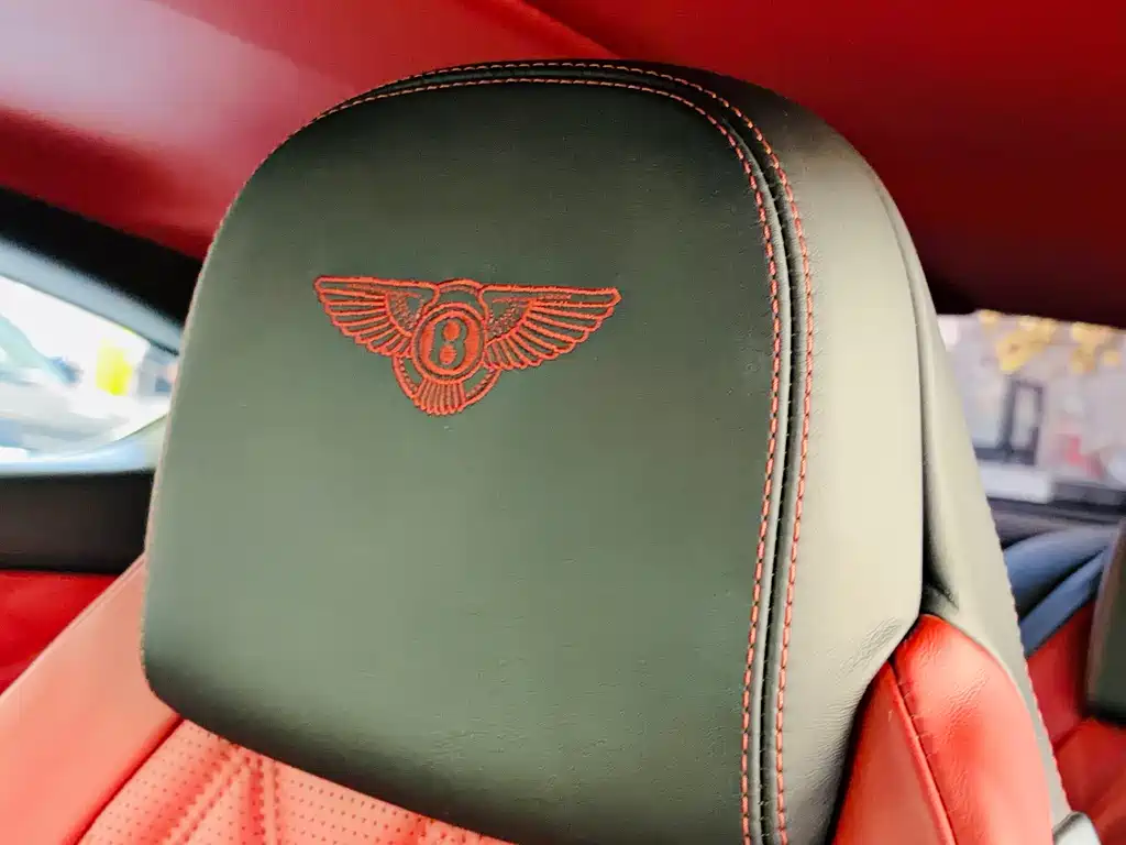 Bentley Continental 2014 — фото 15