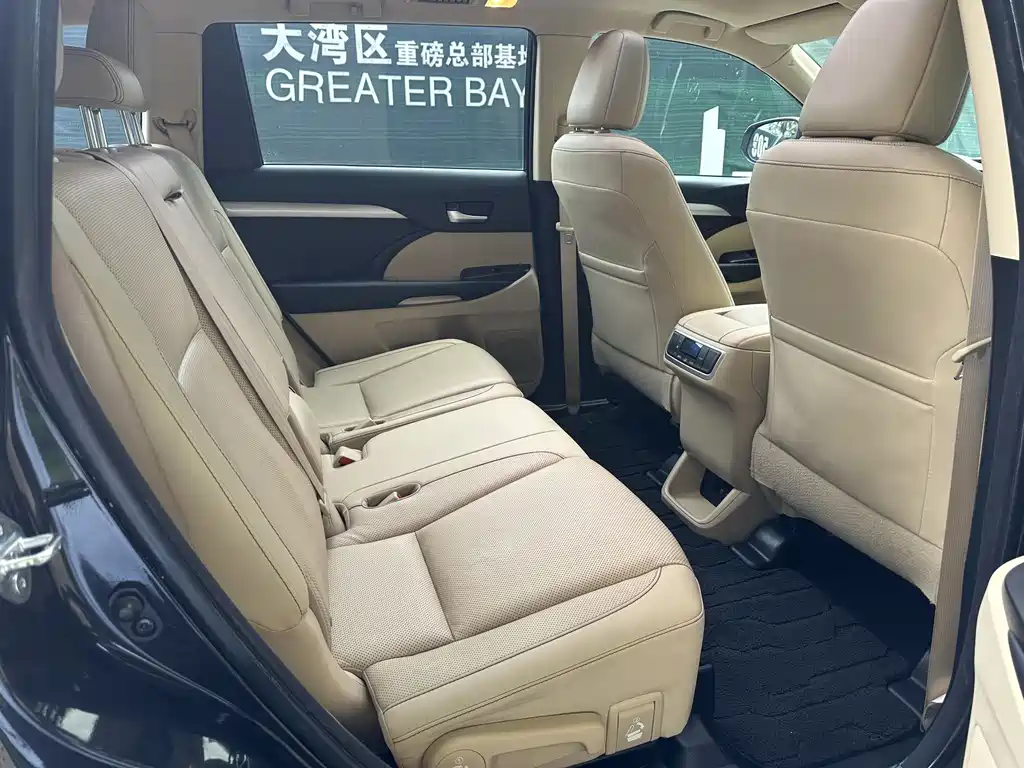 Toyota Highlander 2019 — фото 22