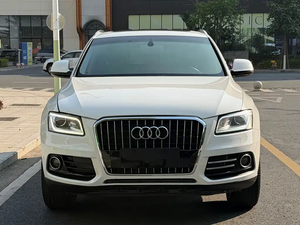 Audi Q5 2015 — фото 2