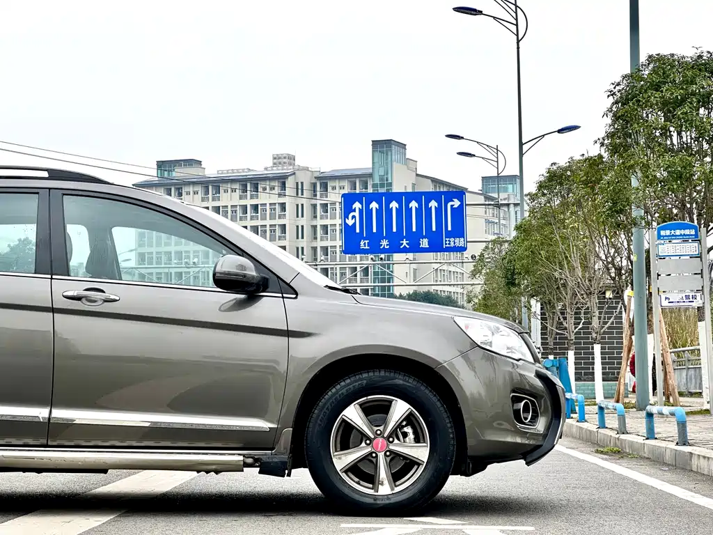 Haval H6 2014 — фото 12