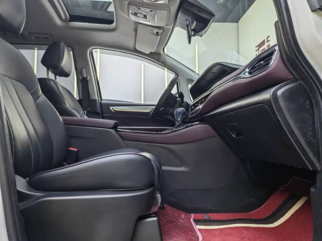 GAC Motor Trumpchi M6 2024 — фото 11