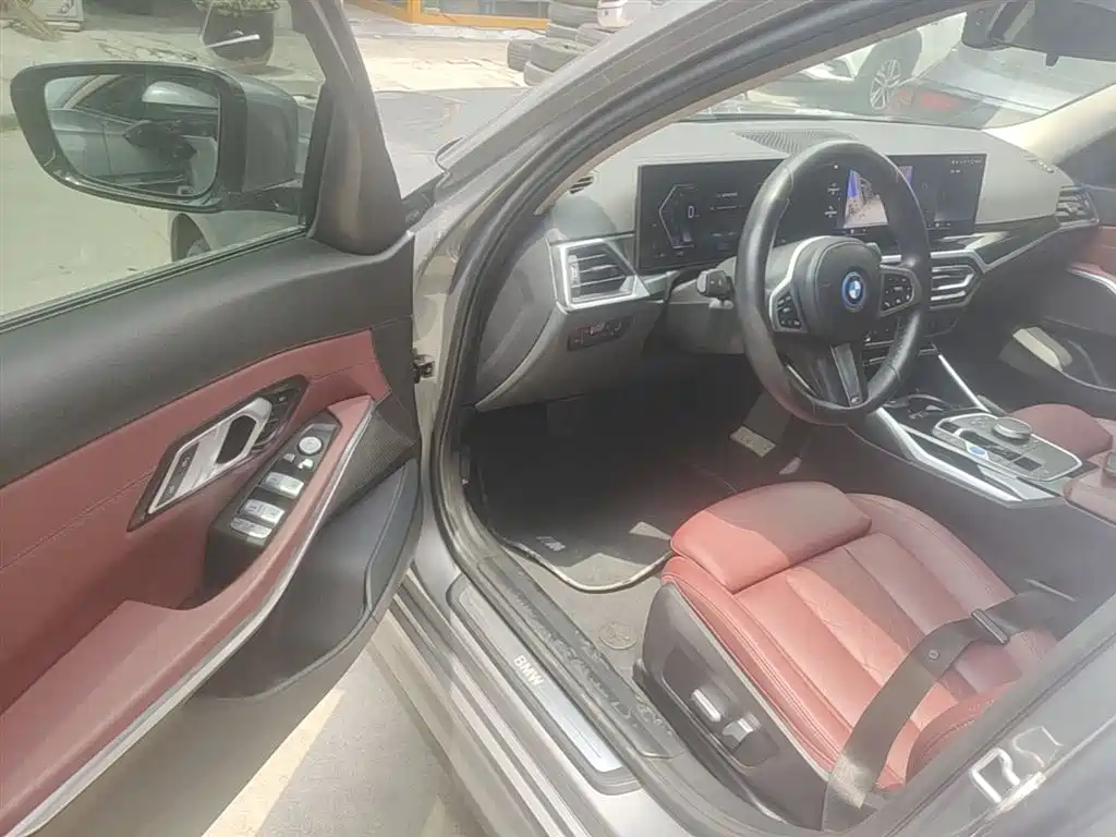 BMW i3 2022 — фото 16