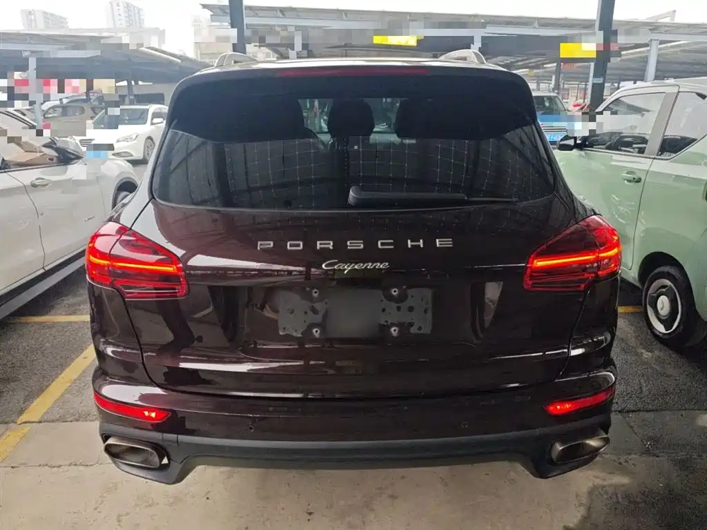 Porsche Cayenne 2017 — фото 6
